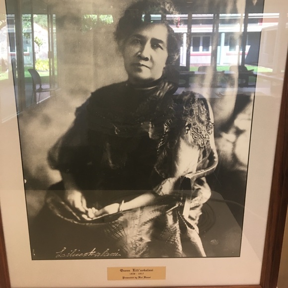 Meet your Posher - Picture 3 of 7